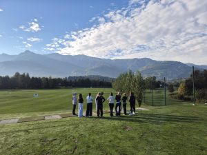 Auf dem Golfplatz